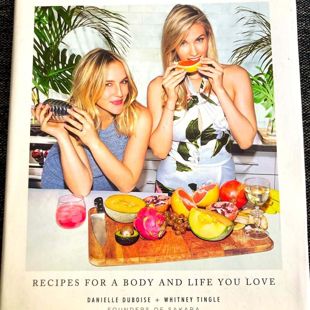 Sakara Life Coookbook